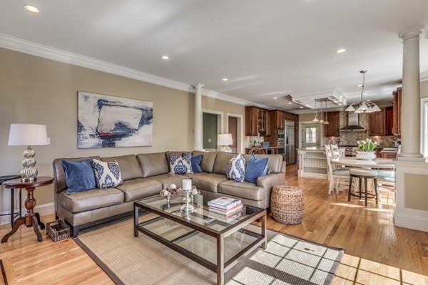 186 Cedar Street Lexington, MA 02421 - Photo 4 of 22