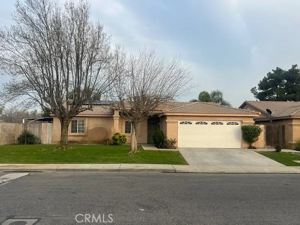 front view of house with a yard