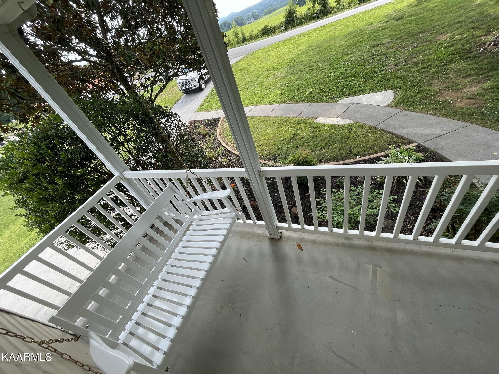 7170 Cedar Hill Road Talbott, TN 37877 - Photo 27 of 27 a view of balcony with wooden floor and fence