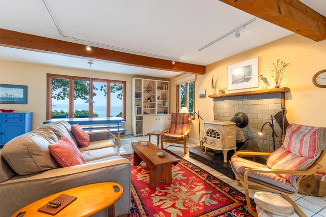 $1,075,000 | 71 Merganser Way, Freeport, ME 04032