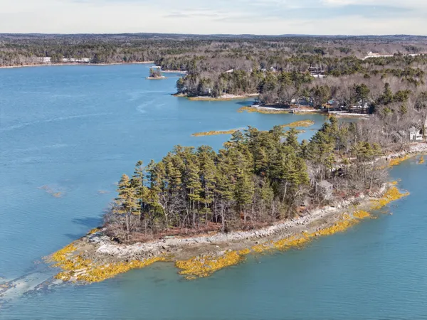 $995,000 | 71 Merganser Way, Freeport, ME 04032