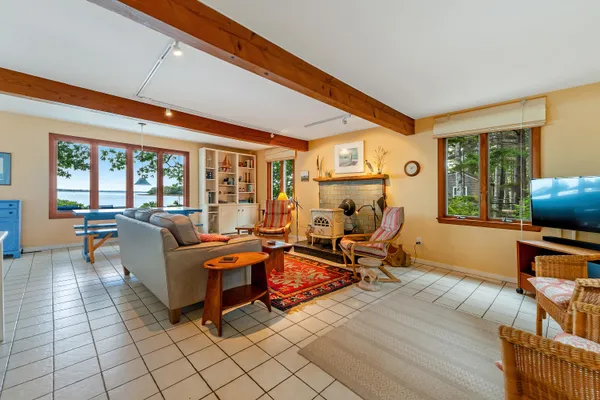 $995,000 | 71 Merganser Way, Freeport, ME 04032