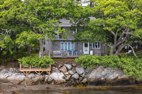 $995,000 | 71 Merganser Way, Freeport, ME 04032