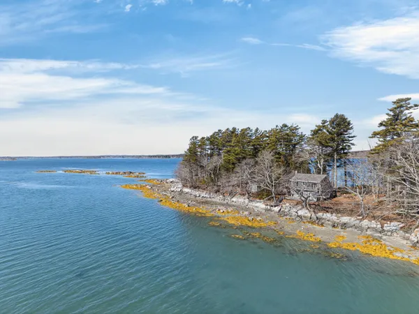 $995,000 | 71 Merganser Way, Freeport, ME 04032