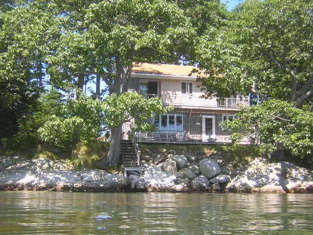 $1,075,000 | 71 Merganser Way, Freeport, ME 04032