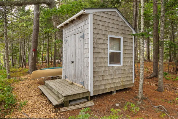 $995,000 | 71 Merganser Way, Freeport, ME 04032