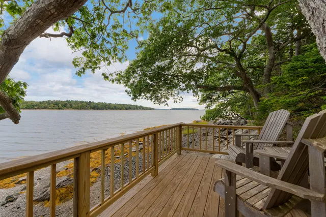 $1,075,000 | 71 Merganser Way, Freeport, ME 04032
