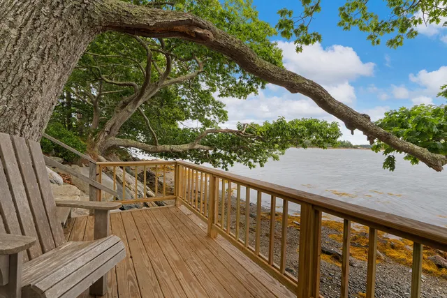 $1,075,000 | 71 Merganser Way, Freeport, ME 04032