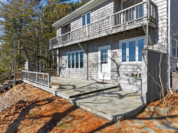 $995,000 | 71 Merganser Way, Freeport, ME 04032