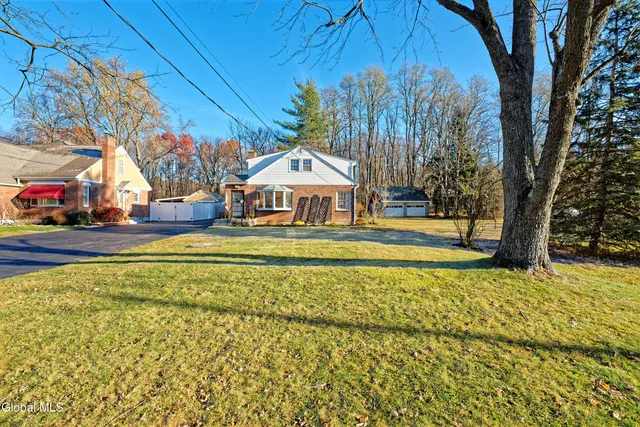 $367,900 | 523 Highway 146, Guilderland, NY 12009