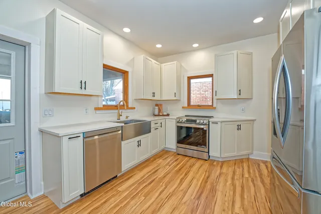 $367,900 | 523 Highway 146, Guilderland, NY 12009