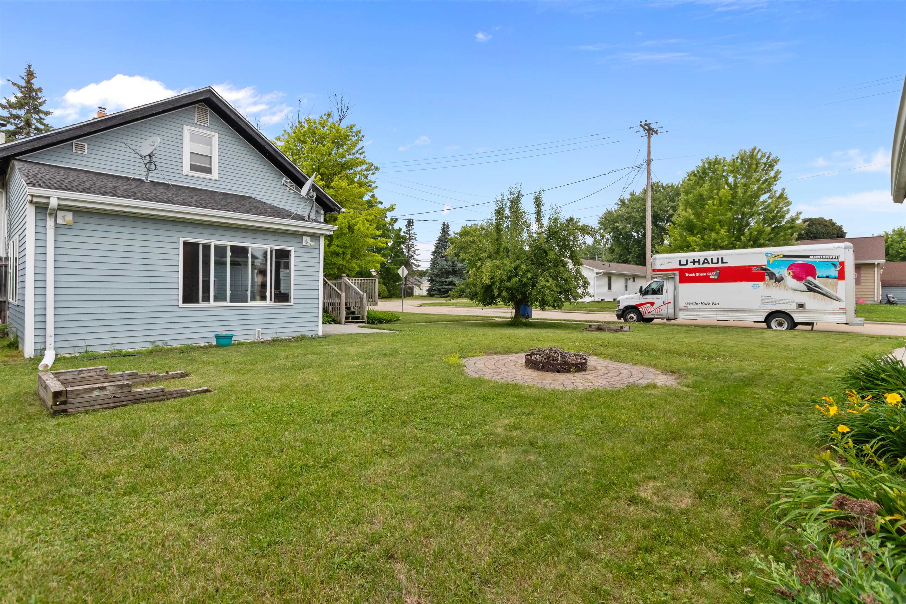 127 Madison Street Menasha, WI 54952 - Photo 45 of 48