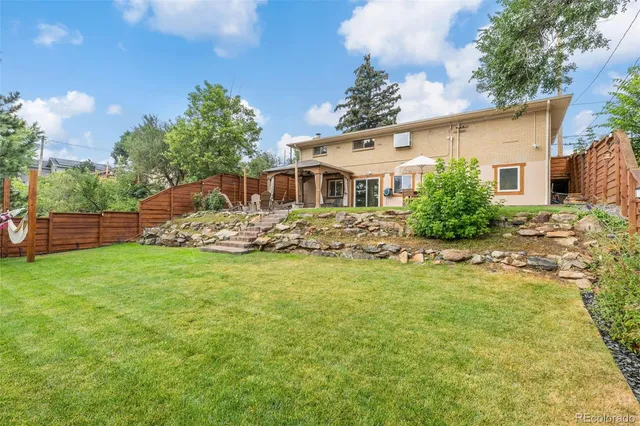 a picture of floor plan