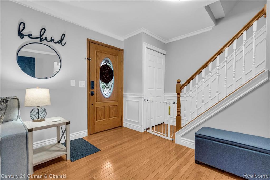 22187 Derby Road Trenton, MI 48183 - Photo 2 of 27 Gallery Image 2
