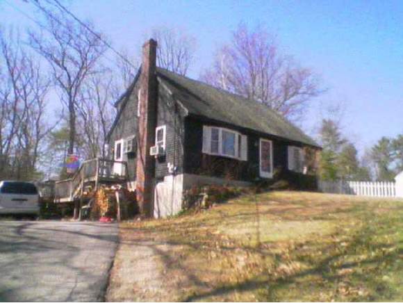 47 Batchelder Road Raymond, NH 03077 - Photo 1 of 1