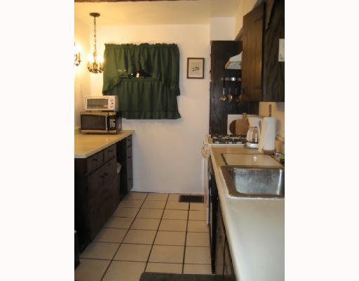 1713 Roosevelt Road Sewickley, PA 15143 - Photo 6 of 10 Kitchen.