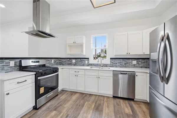 $2,100 | 720 Mary Street, McKees Rocks, PA 15136