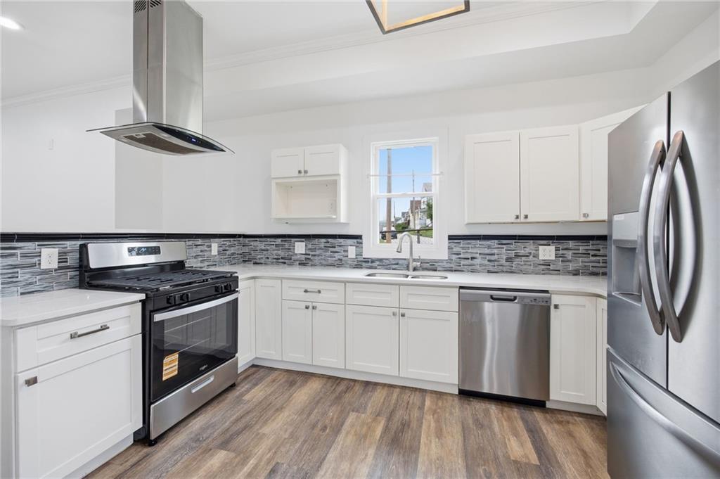 720 Mary Street McKees Rocks, PA 15136 - Photo 6 of 11