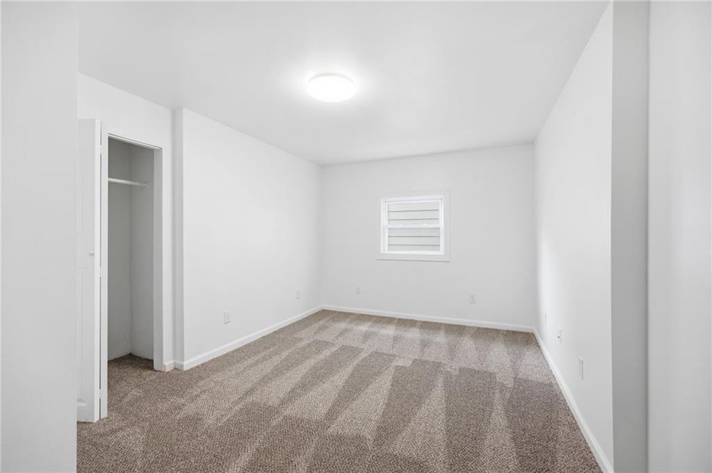 720 Mary Street McKees Rocks, PA 15136 - Photo 8 of 11