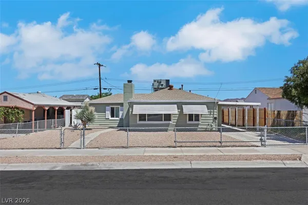 $1,750 | 625 National Street, Henderson, NV 89015