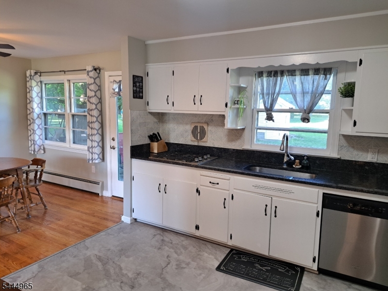 3 Meadowbrook Road Flemington, NJ 08822 - Photo 13 of 41