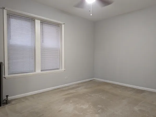 $1,995 | 5650 North Spaulding Avenue, Unit 2, Chicago, IL 60659