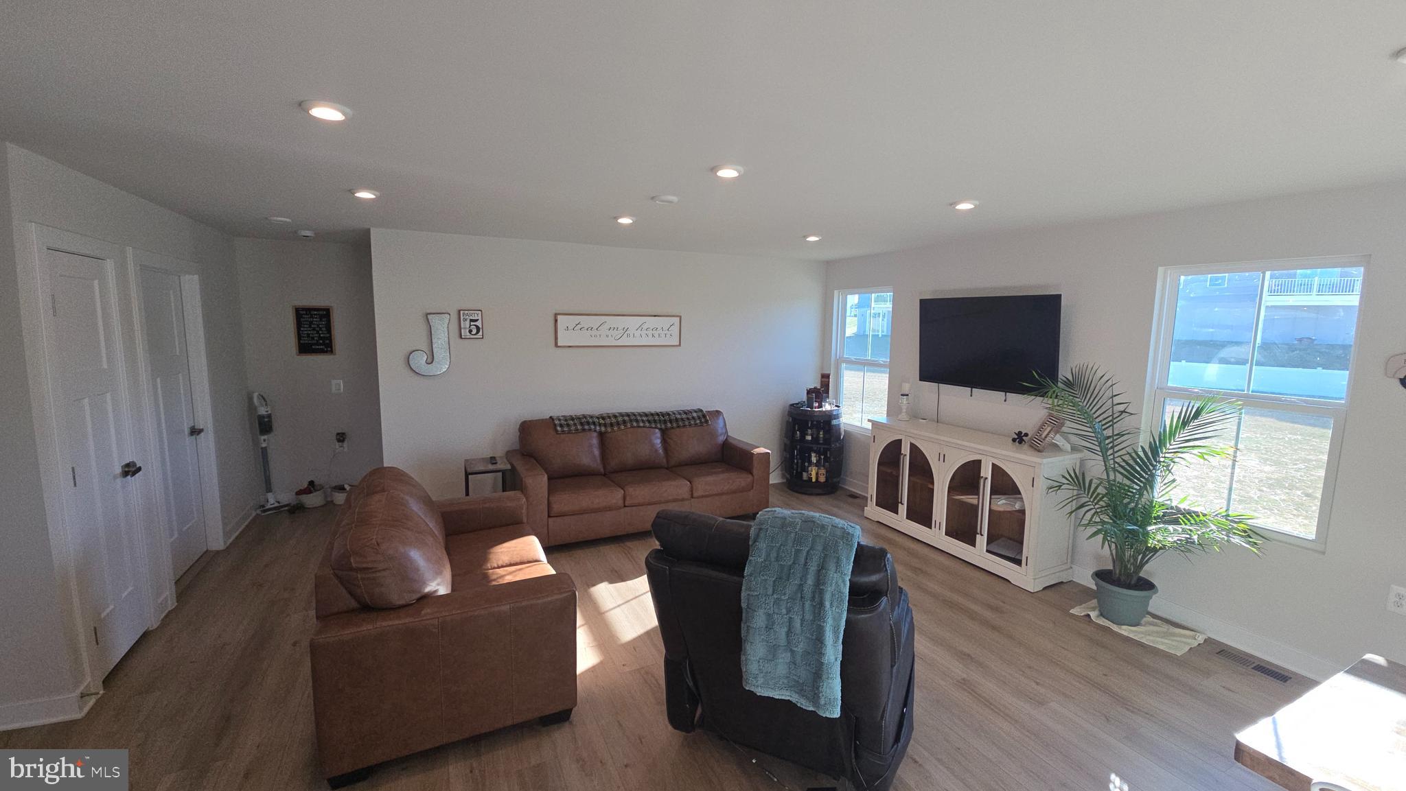 263 Hydro Road Inwood, WV 25428 - Photo 14 of 47 Living room
