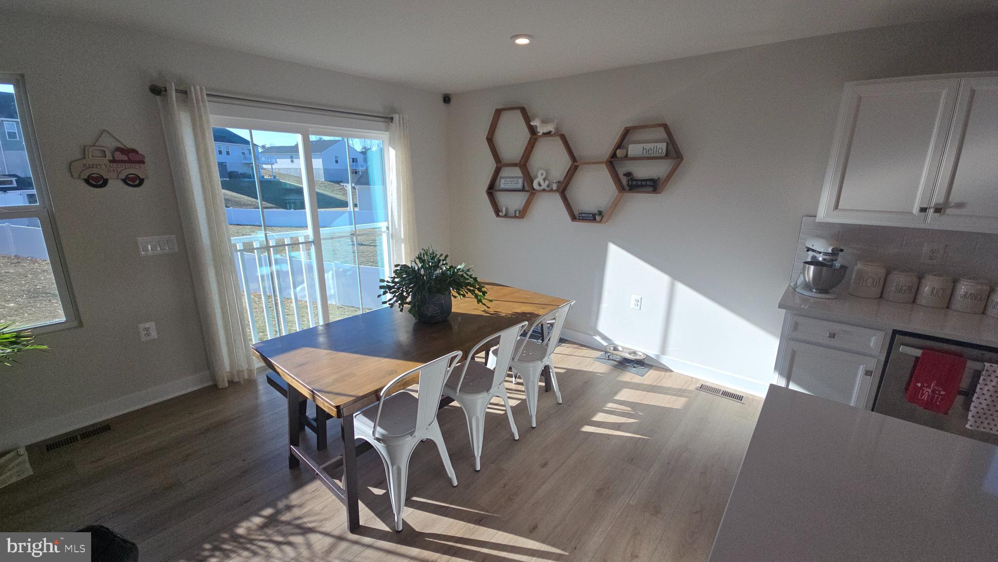 263 Hydro Road Inwood, WV 25428 - Photo 19 of 47 Dining room