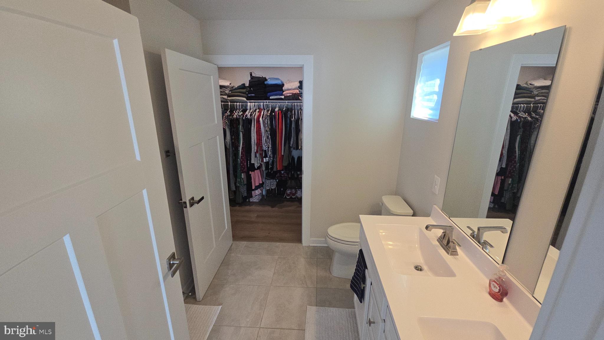 263 Hydro Road Inwood, WV 25428 - Photo 27 of 47 Primary bath