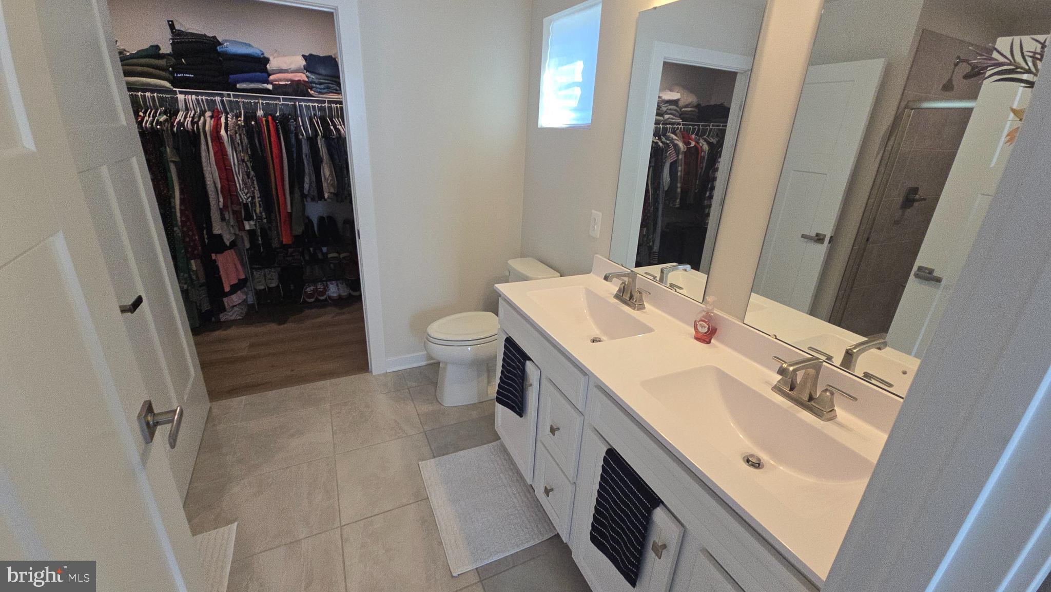 263 Hydro Road Inwood, WV 25428 - Photo 28 of 47 Primary bath