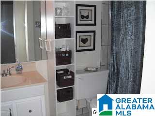 3350 Altamont Road South, Unit E15 Birmingham, AL 35205 - Photo 13 of 17