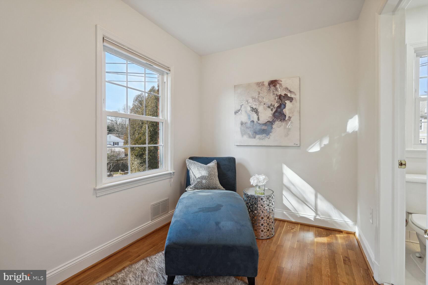 5913 Plainview Road Bethesda, MD 20817 - Photo 15 of 32 Gallery Image 15