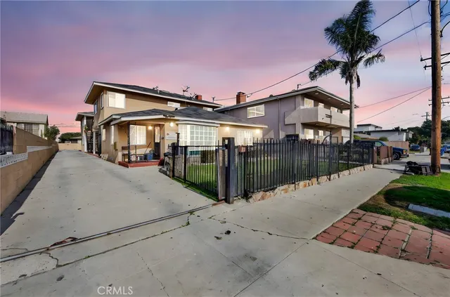 $1,658,000 | 4351 West 142nd Street, Hawthorne, CA 90250