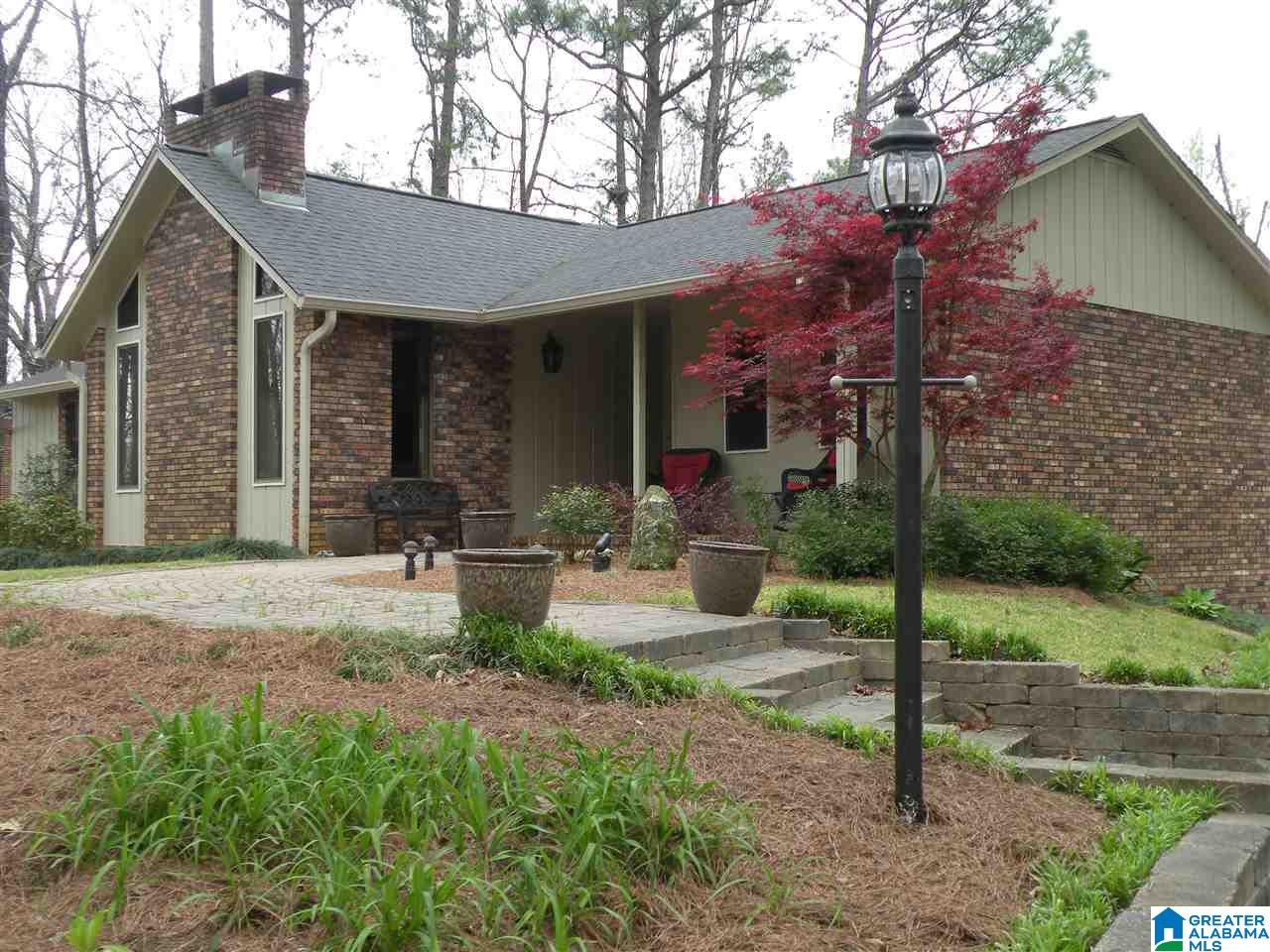 274 Pineview Road Sylacauga, AL 35150 - Photo 1 of 28
