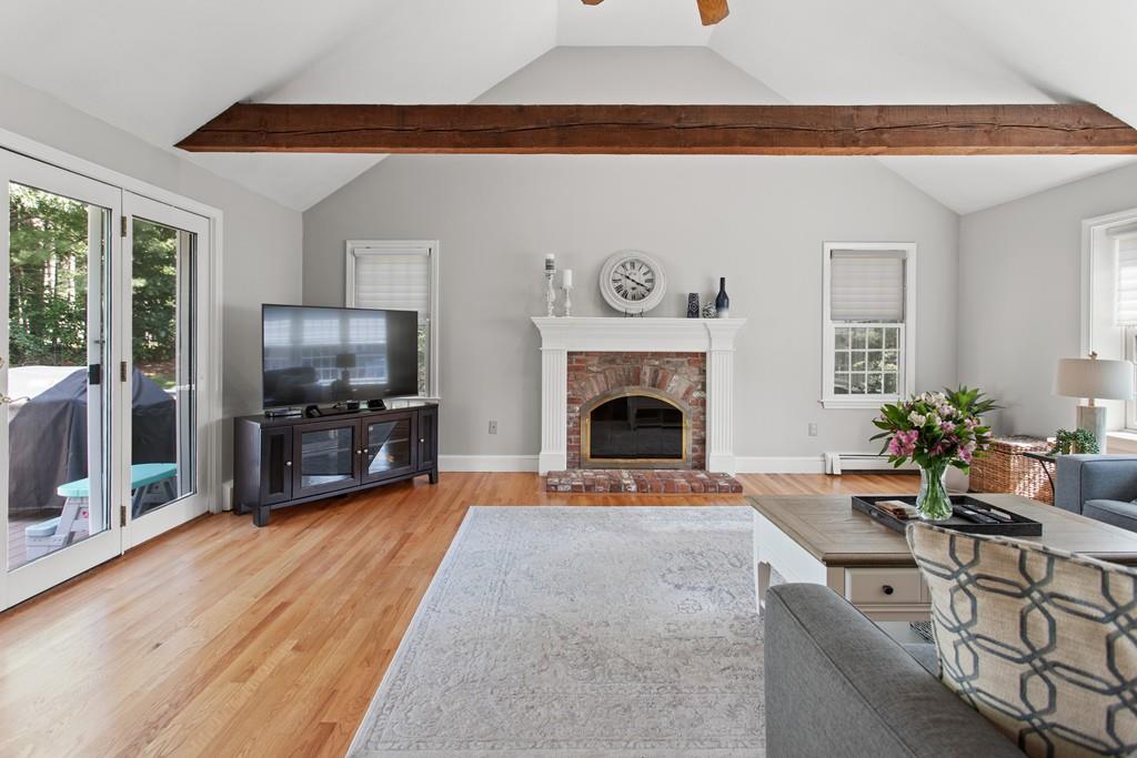26 York Road Mansfield, MA 02048 - Photo 13 of 28 Gallery Image 13