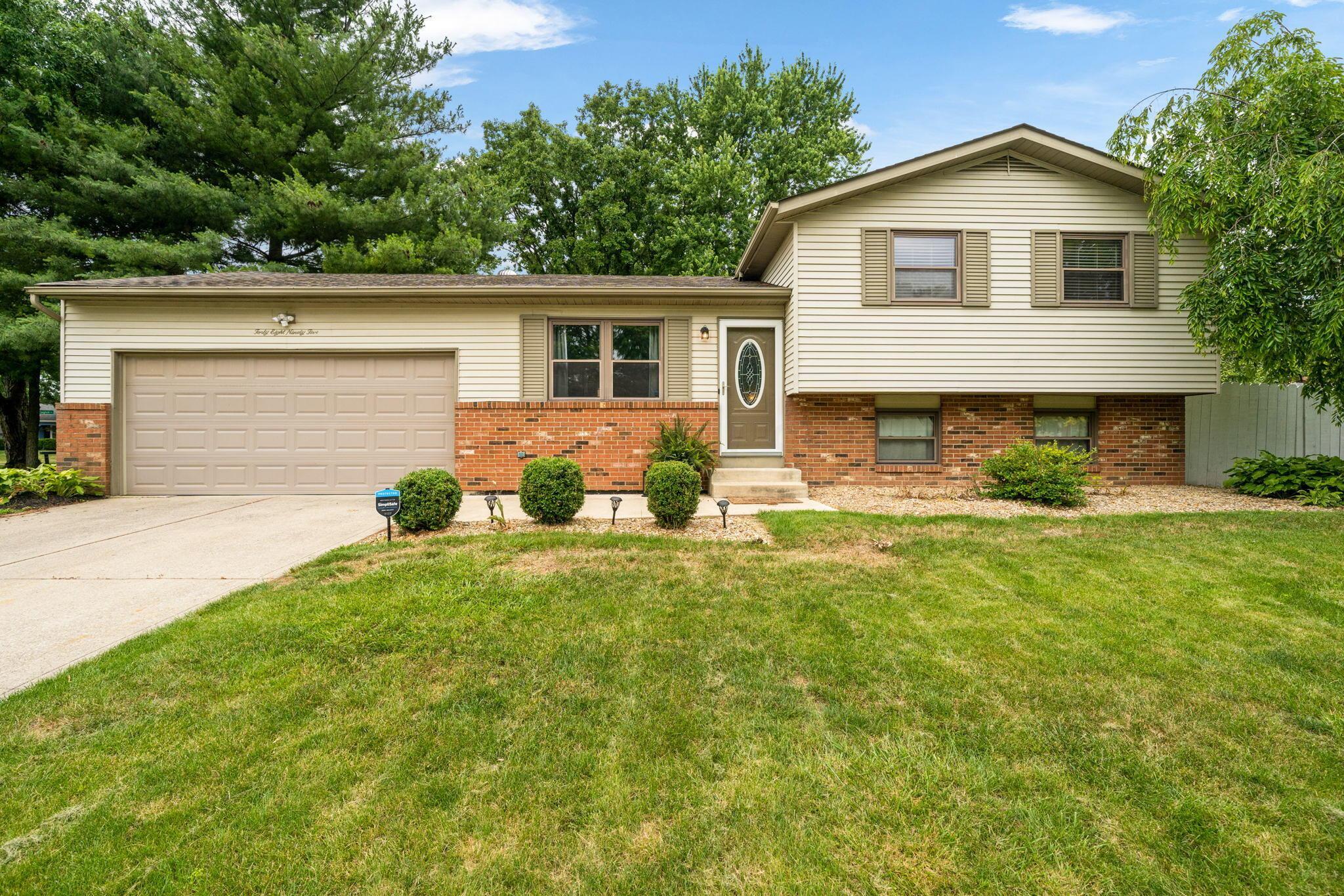 4895 Dunlap Road Columbus, OH 43229 - Photo 1 of 51 Front