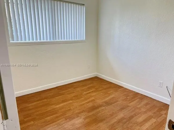 $3,500 | 631 West 50th Street, Unit 631, Hialeah, FL 33012