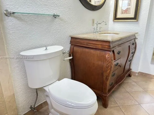 $3,500 | 631 West 50th Street, Unit 631, Hialeah, FL 33012