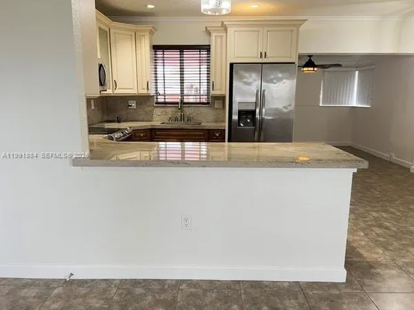 $3,500 | 631 West 50th Street, Unit 631, Hialeah, FL 33012