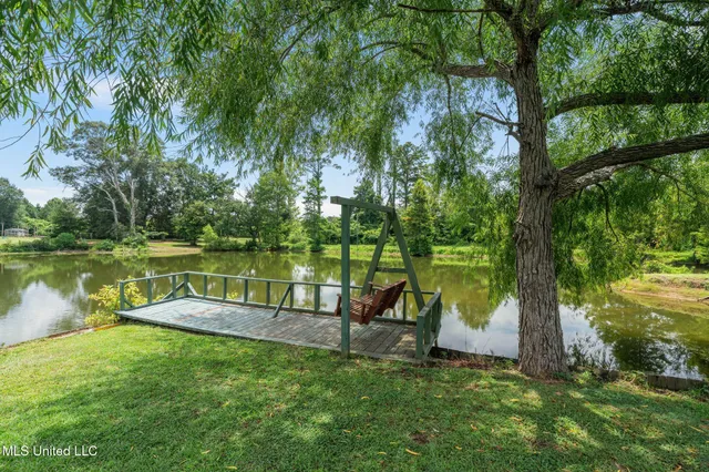 $229,000 | 1030 Diane Circle, Summit, MS 39666