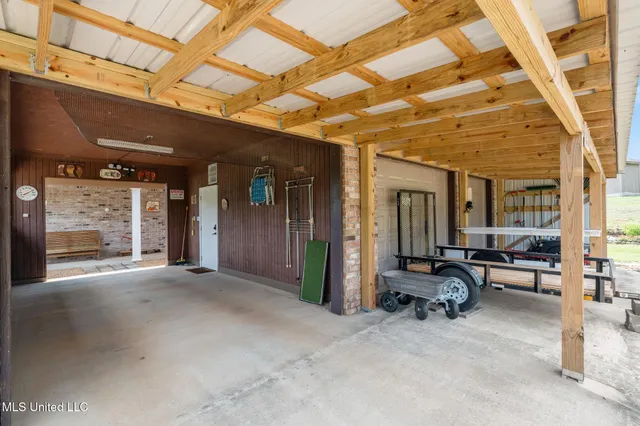 $229,000 | 1030 Diane Circle, Summit, MS 39666