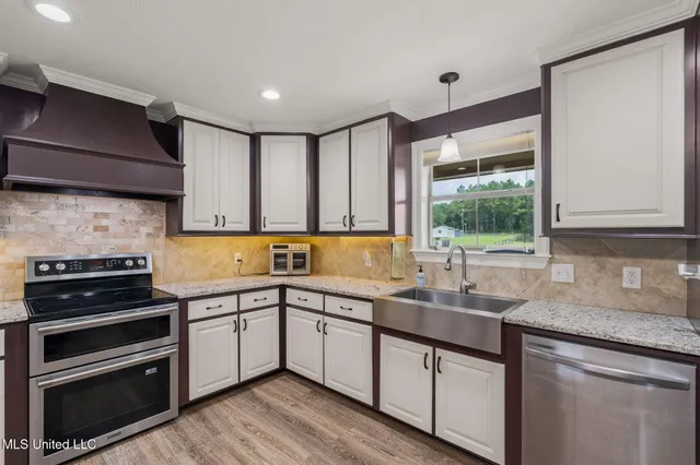 $229,000 | 1030 Diane Circle, Summit, MS 39666