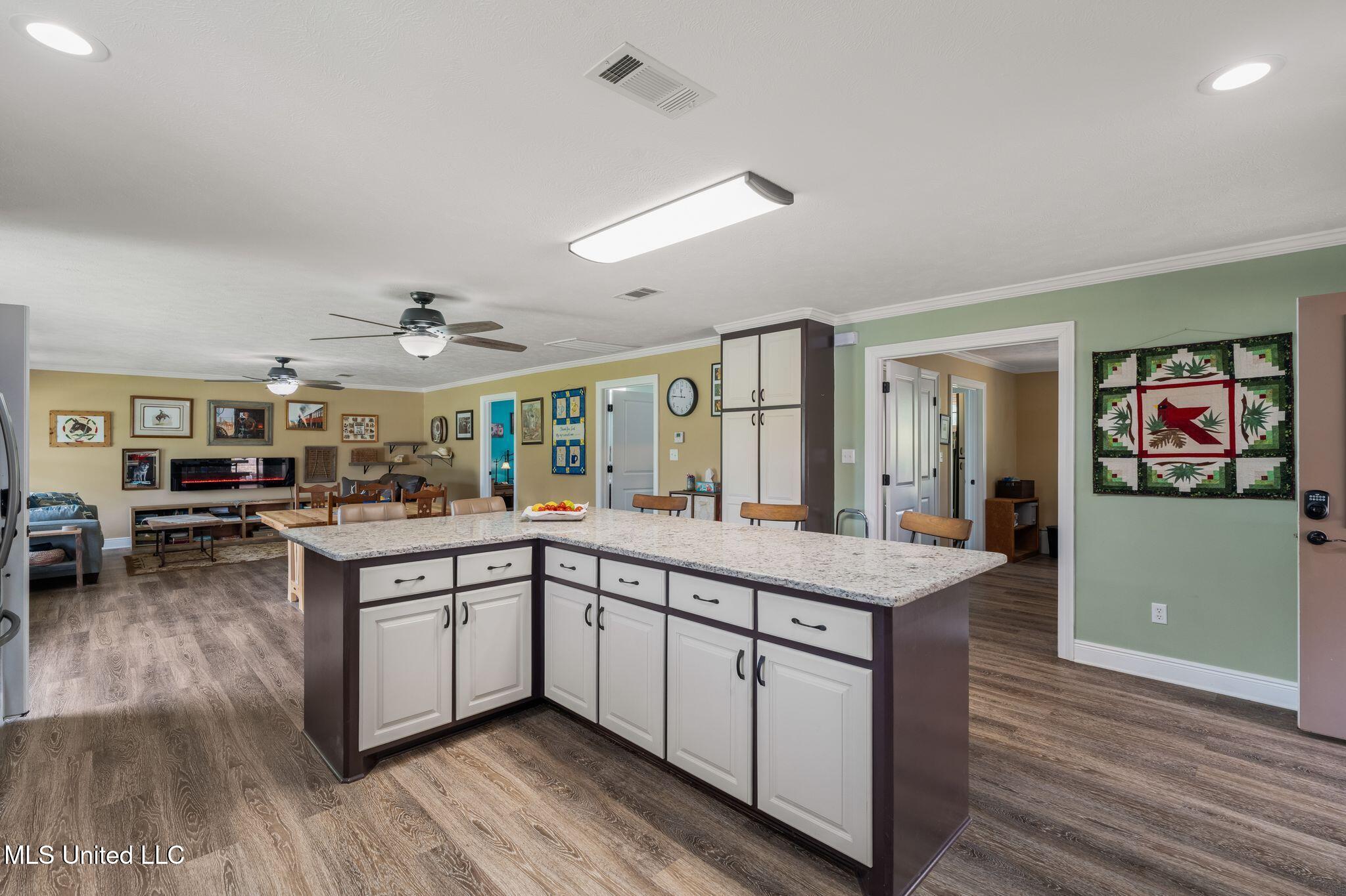 1030 Diane Circle Summit, MS 39666 - Photo 7 of 57 1030_Diane_Cir-8