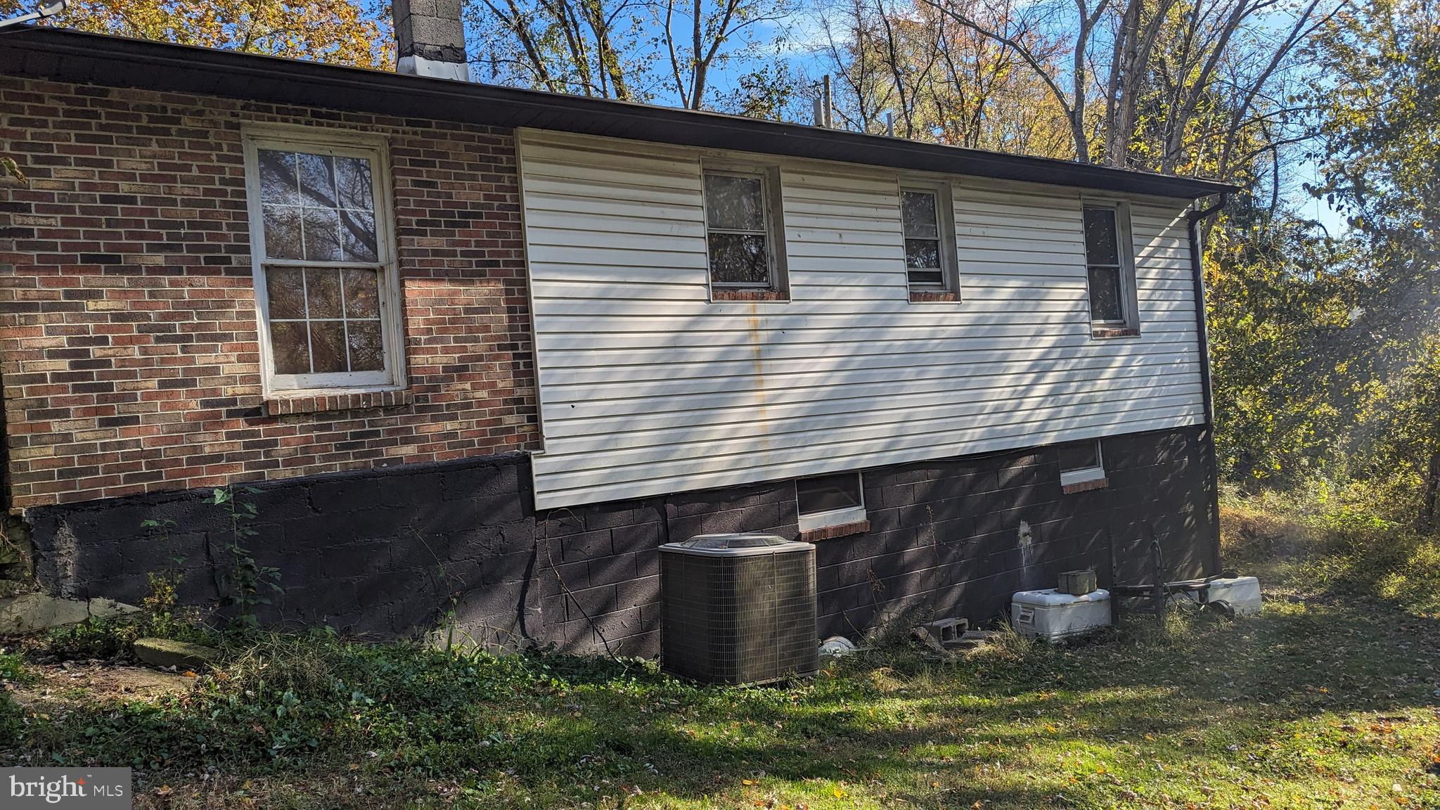 6740 Solomons Island Road North Owings, MD 20736 - Photo 4 of 58 a view of house with yard
