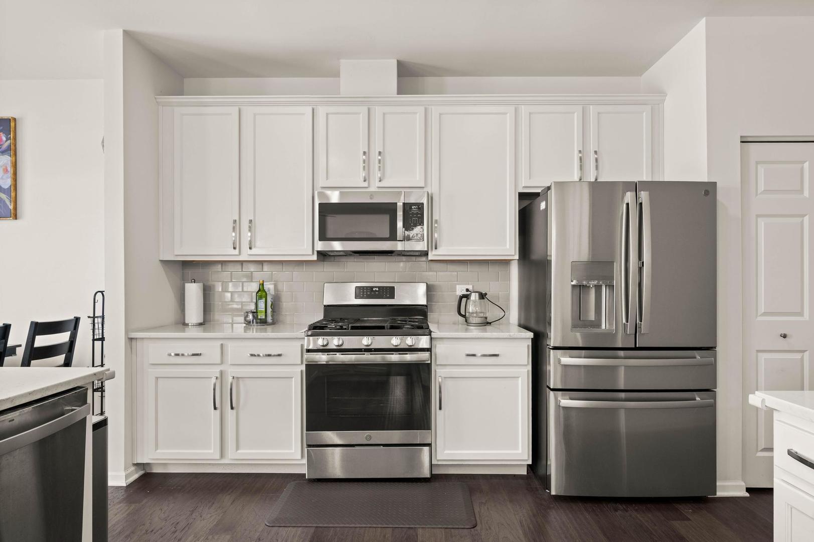 4172 Calder Lane Aurora, IL 60504 - Photo 8 of 24