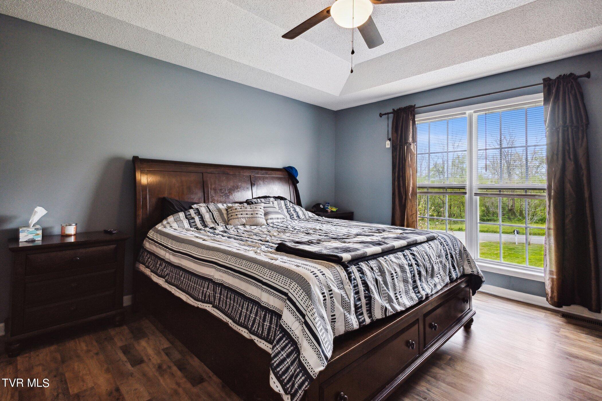 655 McInturff Road Telford, TN 37690 - Photo 15 of 38 655-McInturff-Rd-WindowStill-21