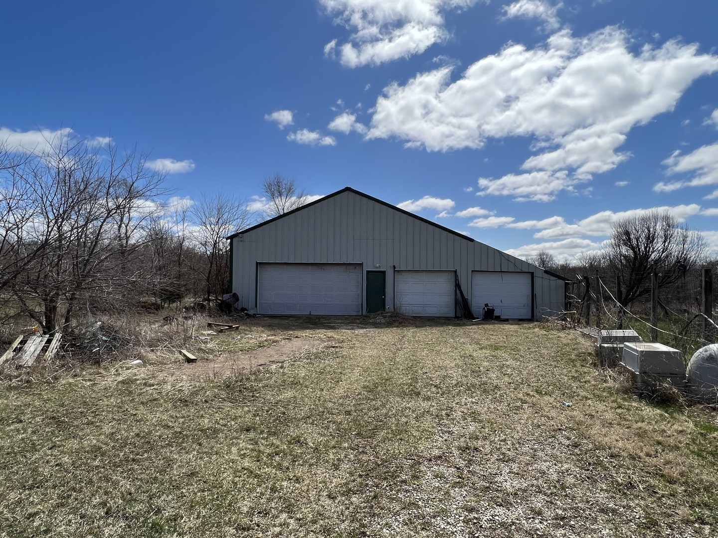 1451 Riverview Road Amboy, IL 61310 - Photo 45 of 60 a house view with backyard space