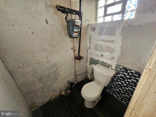 8305 Temple Road Philadelphia, PA 19150 - Photo 6 of 14 a bathroom with a toilet and a shower