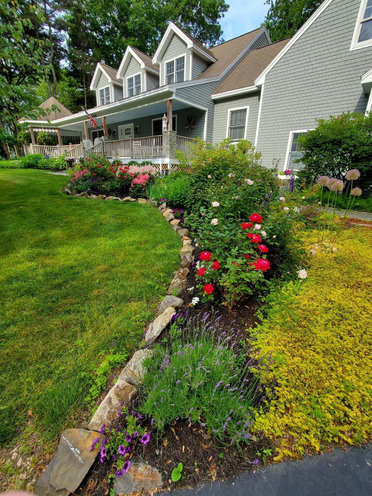 59 Beach Avenue Kennebunk, ME 04043 - Photo 70 of 78 Summer gardens