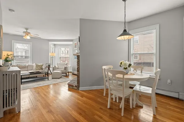 $3,700 | 165 M Street, Unit 2, Boston, MA 02127